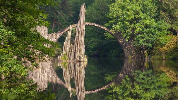Şase dintre cele mai neobişnuite poduri din lume